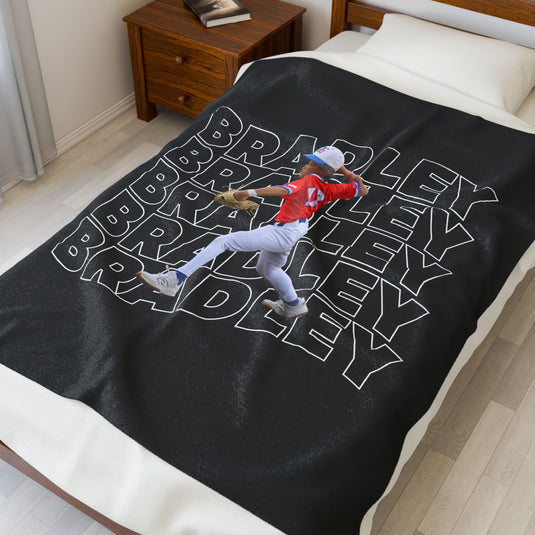 Wavy Design Velveteen Blanket